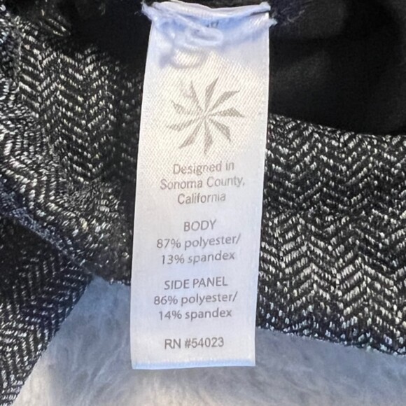 Athleta Black Gray Luxe Drifter Faux Leather Sides Zip Pockets Leggings Sz Small - Picture 7 of 11